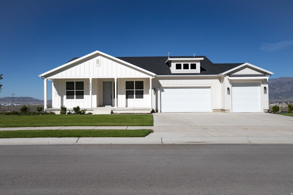 Photo of 2737 N SCARLET ROAD LOT Rd #152, Eagle Mountain, UT 84005 (MLS # 2184196)