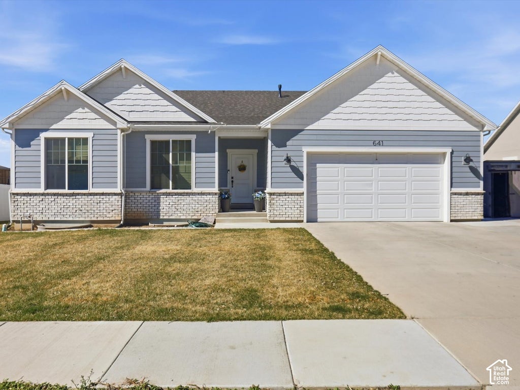 Photo of 641 S 380 E, Smithfield, UT 84335 (MLS # 2189340)