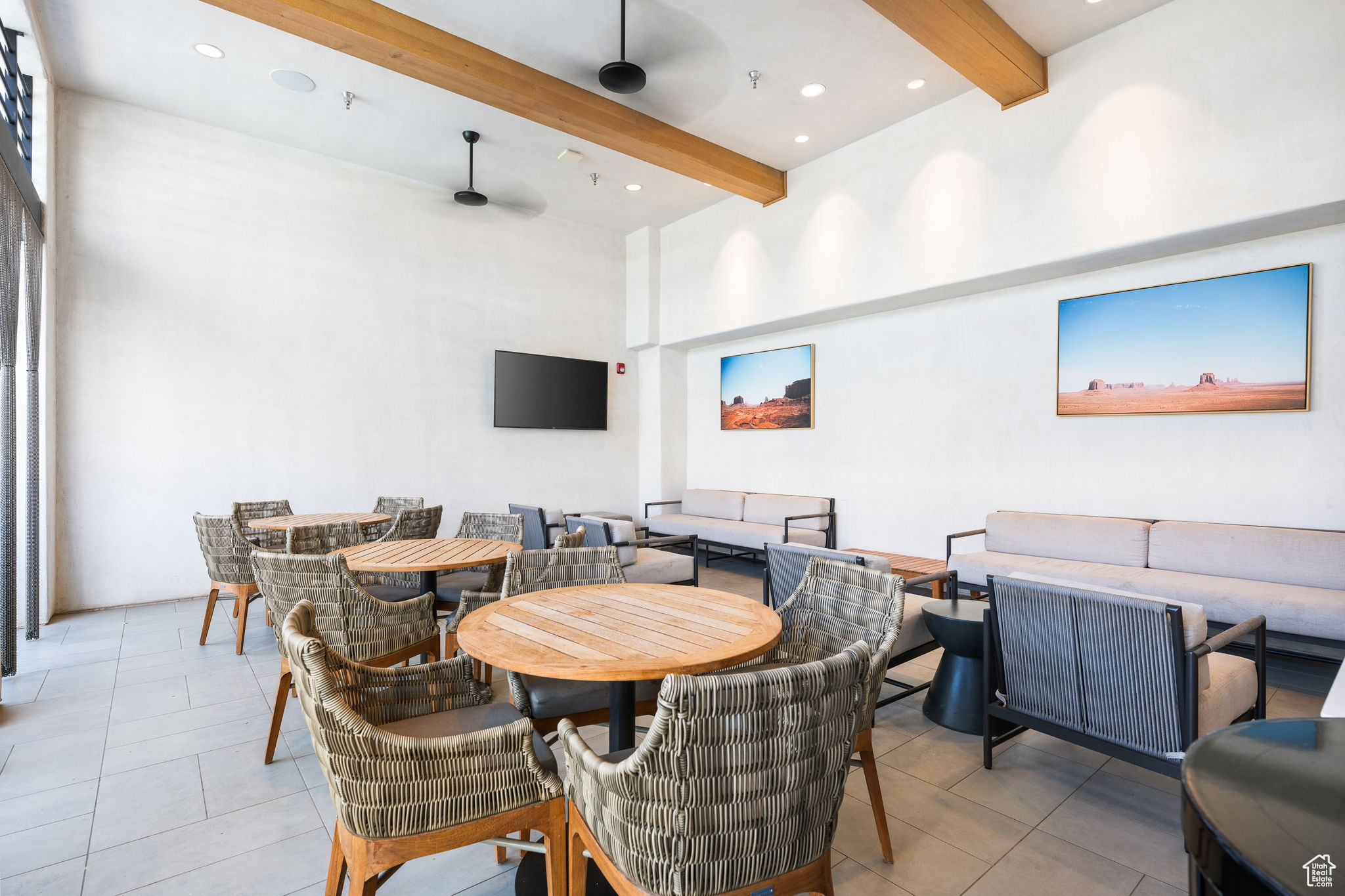 COVE CONDOMINIUMS A - Residential