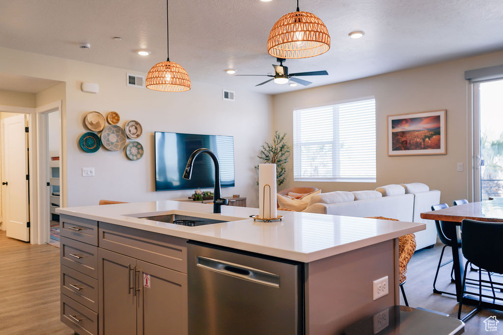 COVE CONDOMINIUMS A - Residential