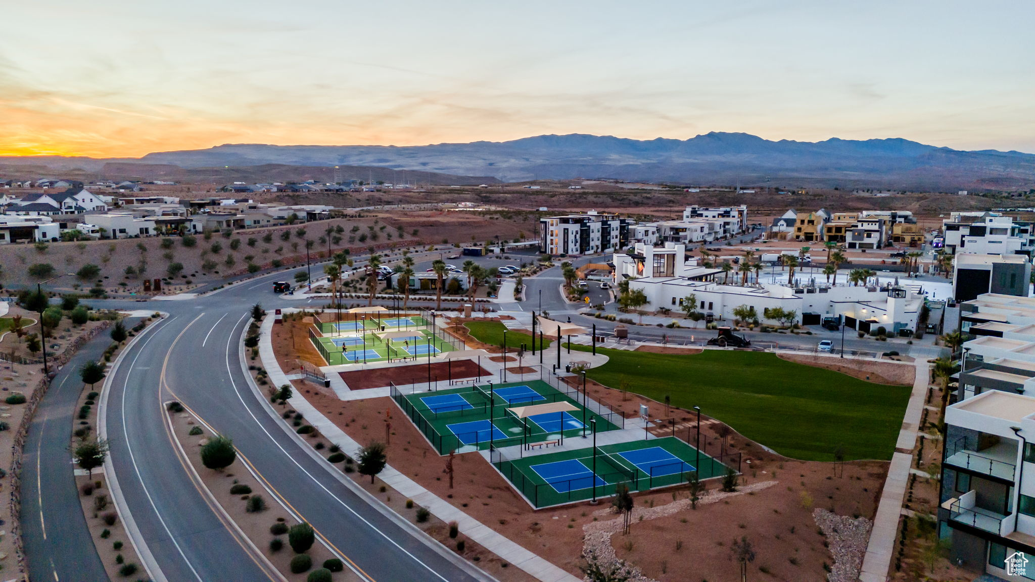 COVE CONDOMINIUMS A - Residential