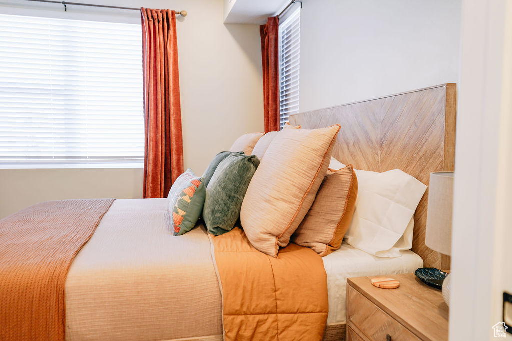 COVE CONDOMINIUMS A - Residential