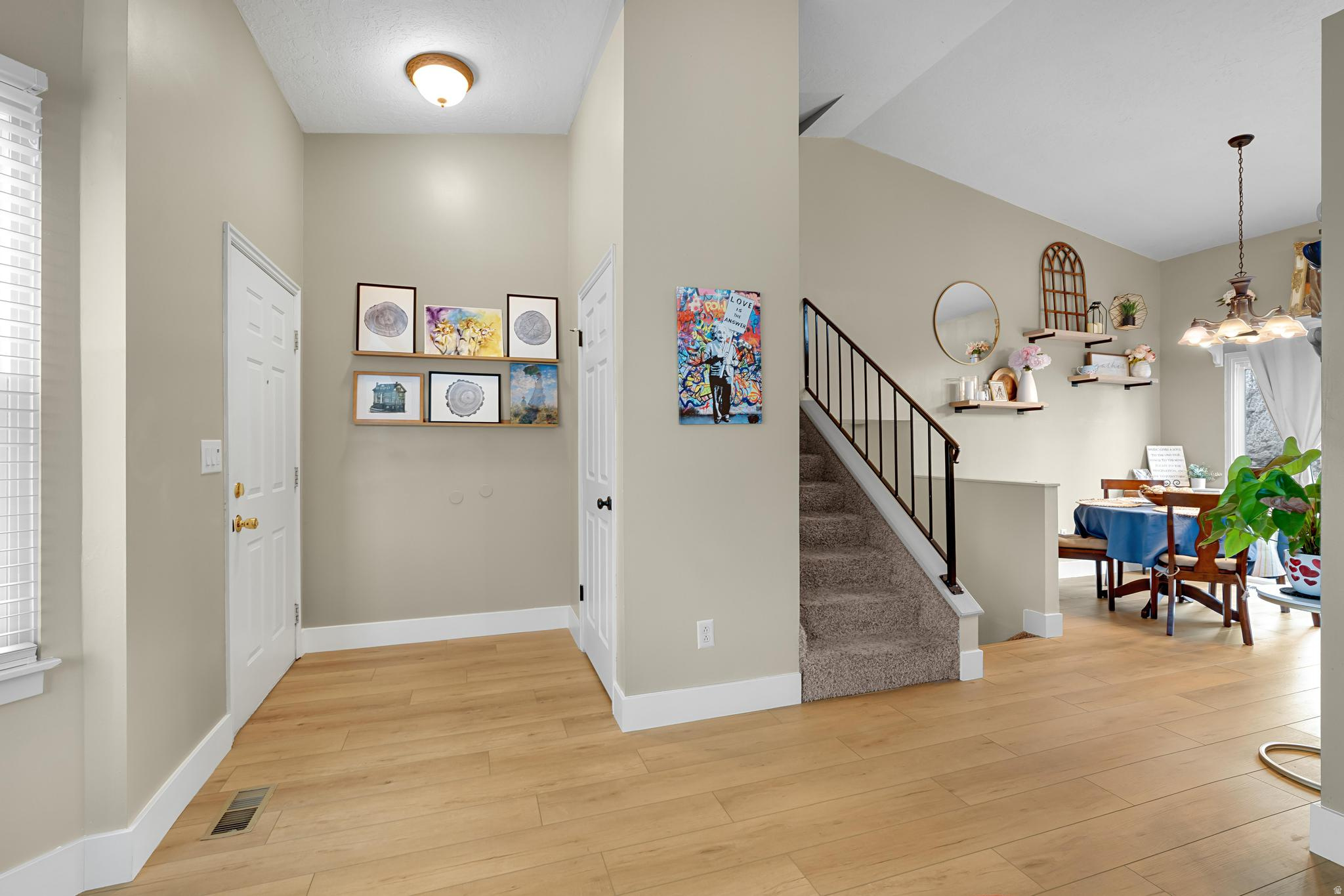 OQUIRRH SHADOWS - Residential