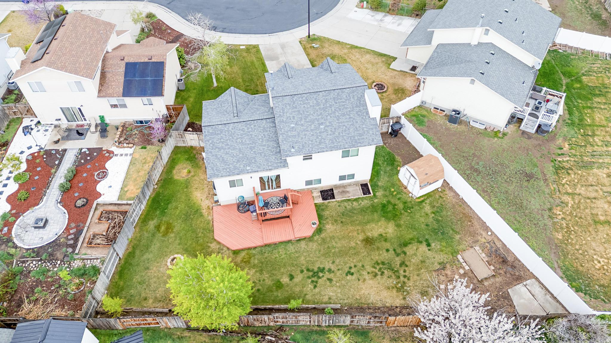 OQUIRRH SHADOWS - Residential