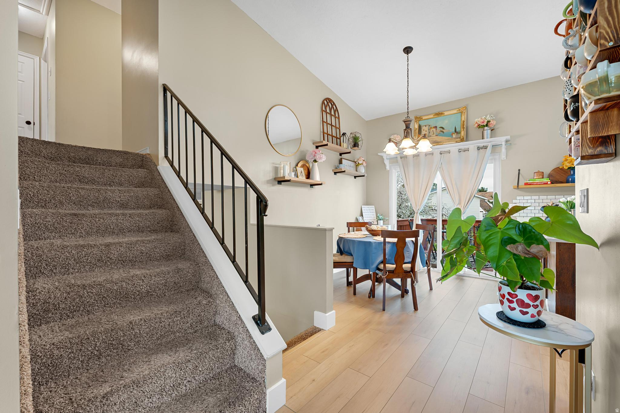 OQUIRRH SHADOWS - Residential