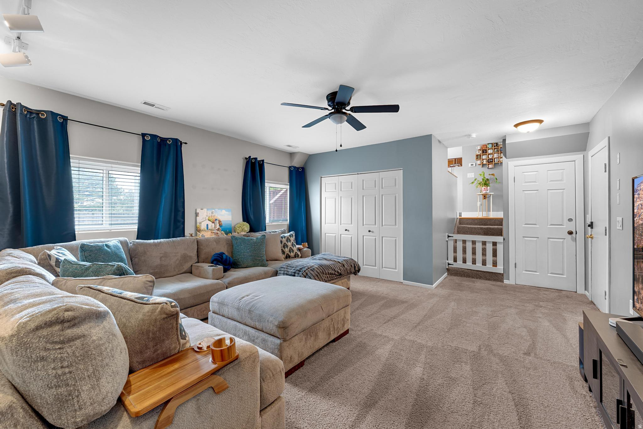 OQUIRRH SHADOWS - Residential