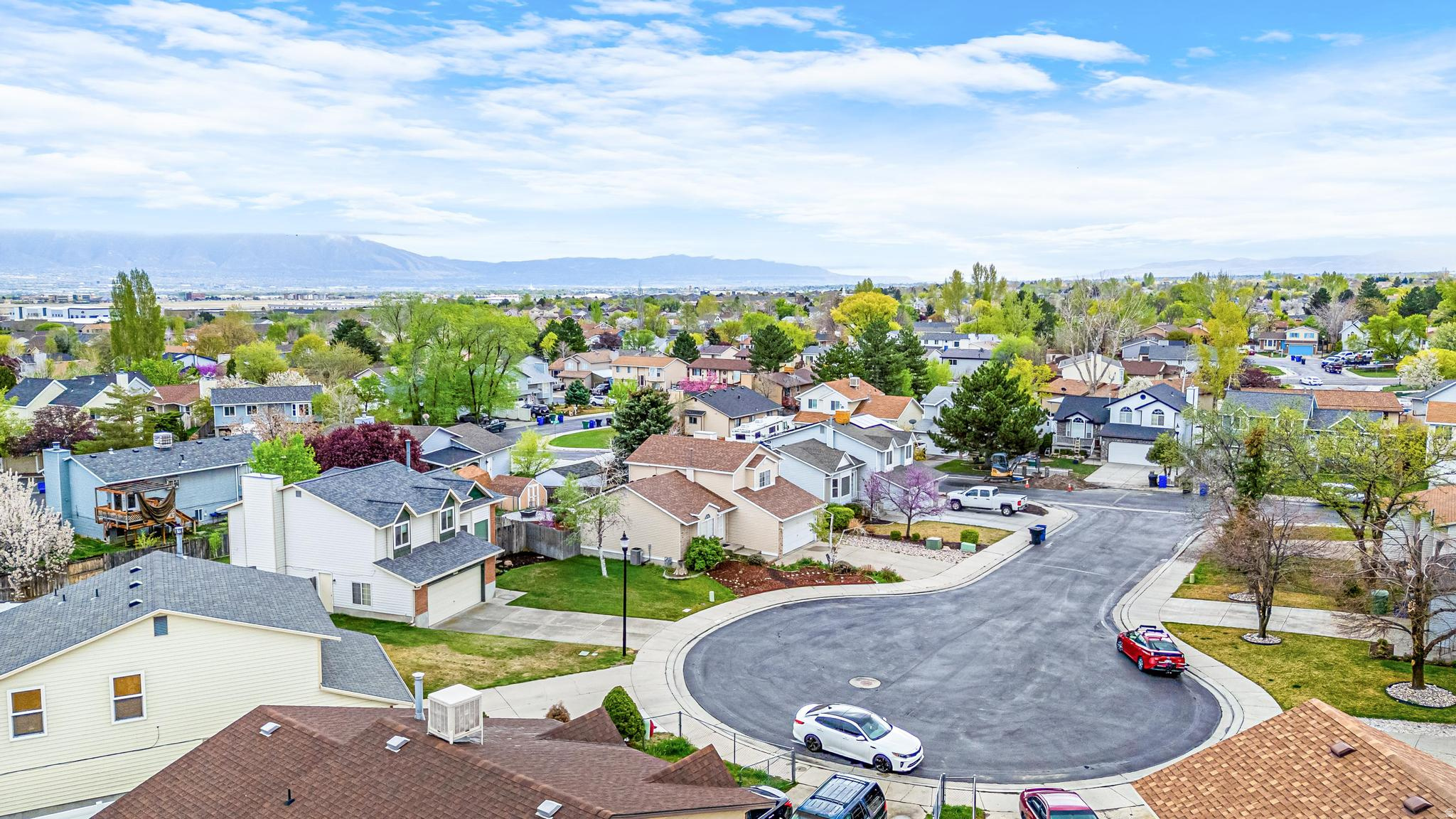 OQUIRRH SHADOWS - Residential
