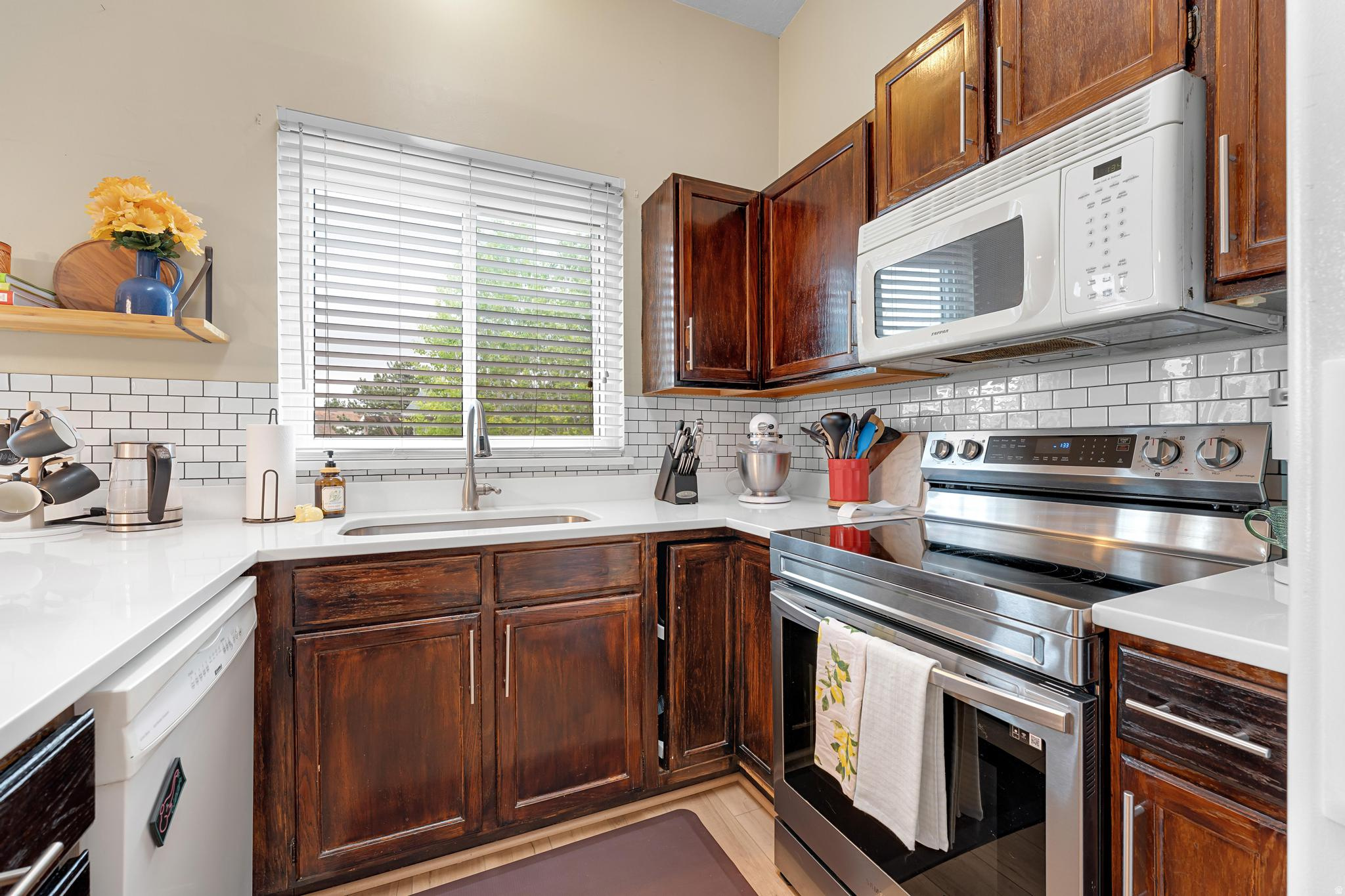 OQUIRRH SHADOWS - Residential