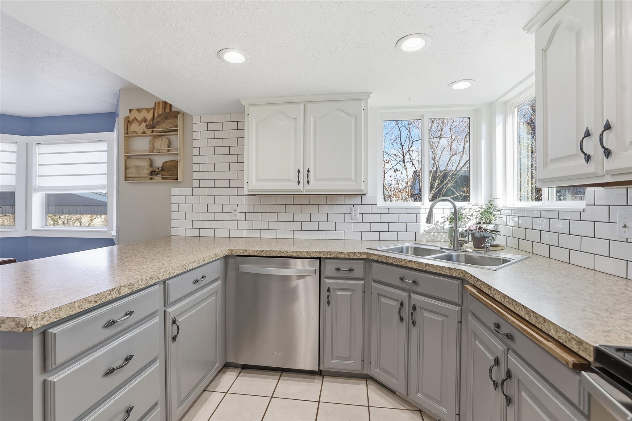 PEACH TREE ESTATES - Residential