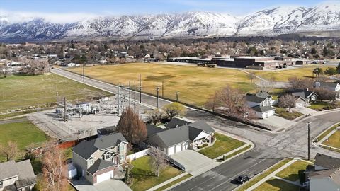 Tiny photo for 818 W 885 S, Brigham City, UT 84302 (MLS # 2142072)