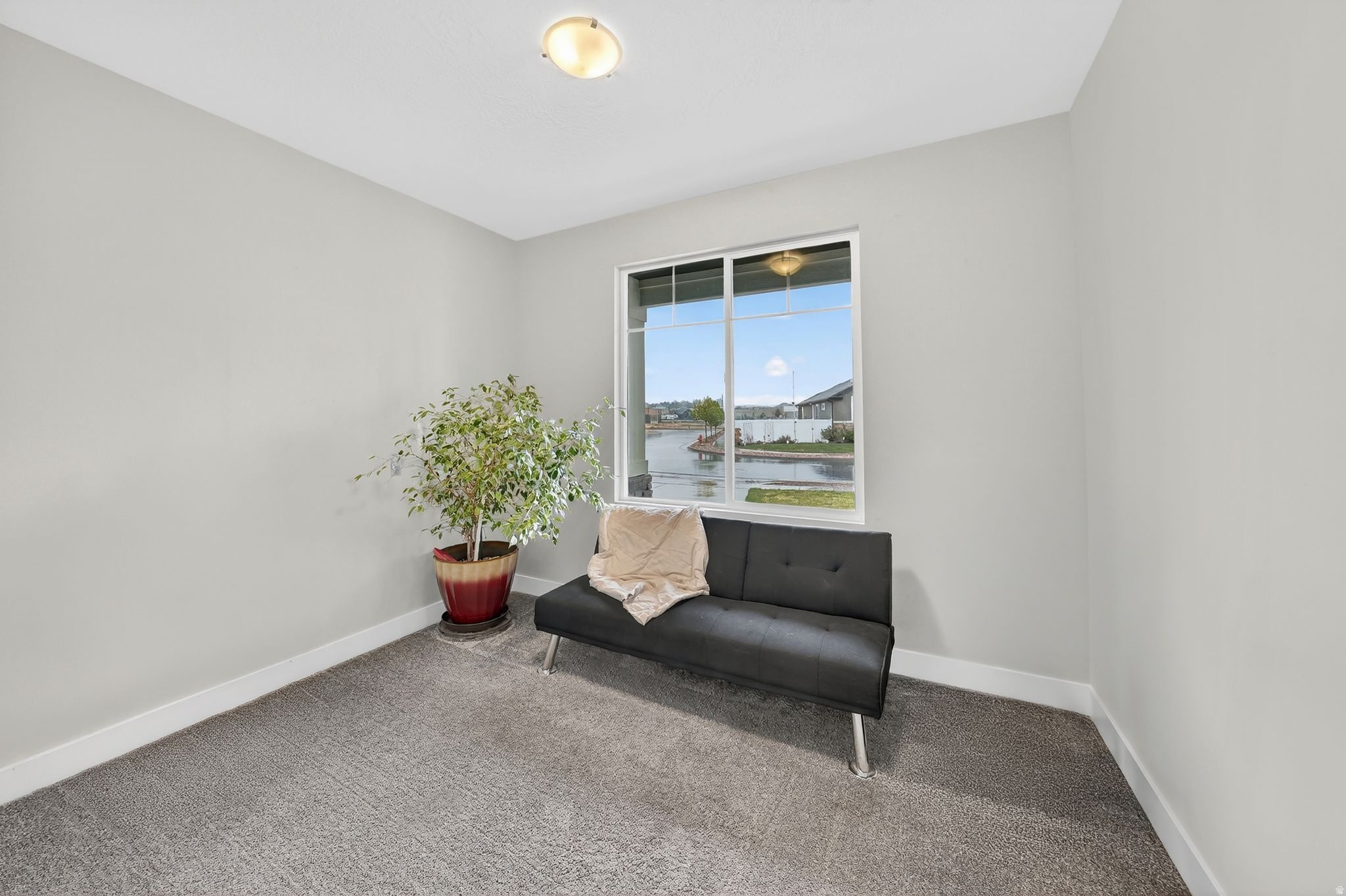 THE RESERVE - Residential