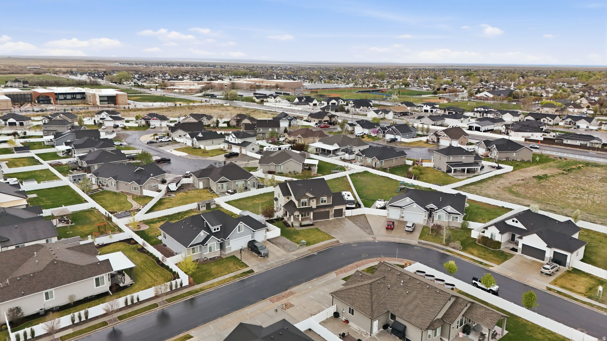 THE RESERVE - Residential