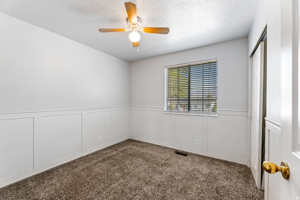 STRAWBERRY POINTE - Residential