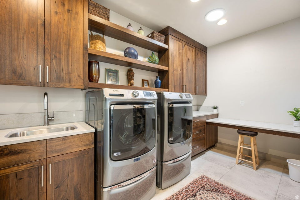 RESERVE OF ENTRADA SNOW CANYON EST A - Residential