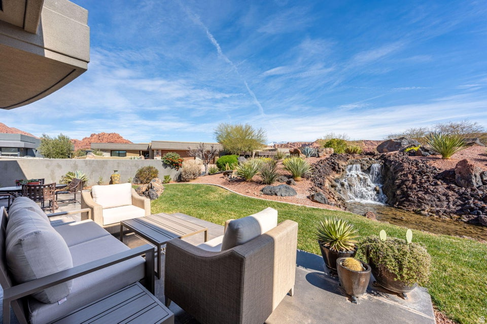 RESERVE OF ENTRADA SNOW CANYON EST A - Residential