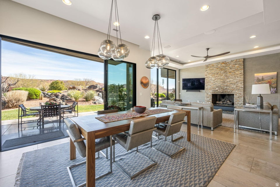 RESERVE OF ENTRADA SNOW CANYON EST A - Residential