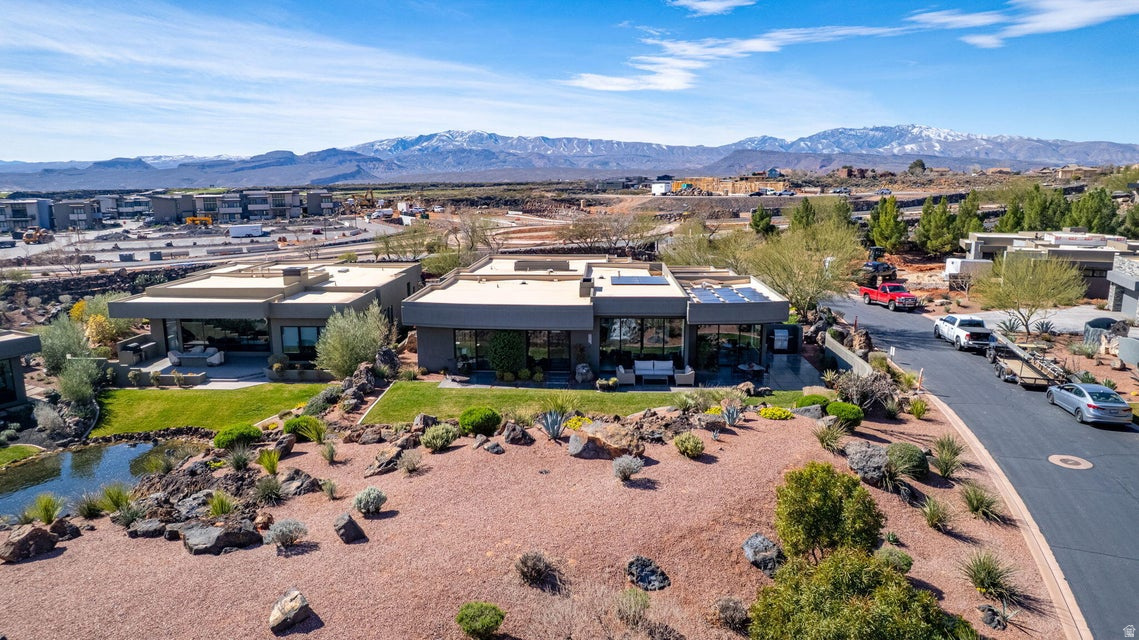 RESERVE OF ENTRADA SNOW CANYON EST A - Residential