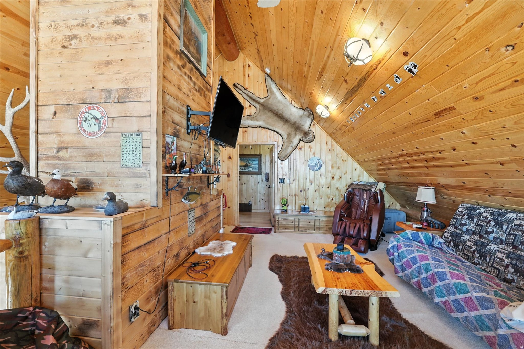 THE HIDEOUT AT SCARE CANYON - Residential