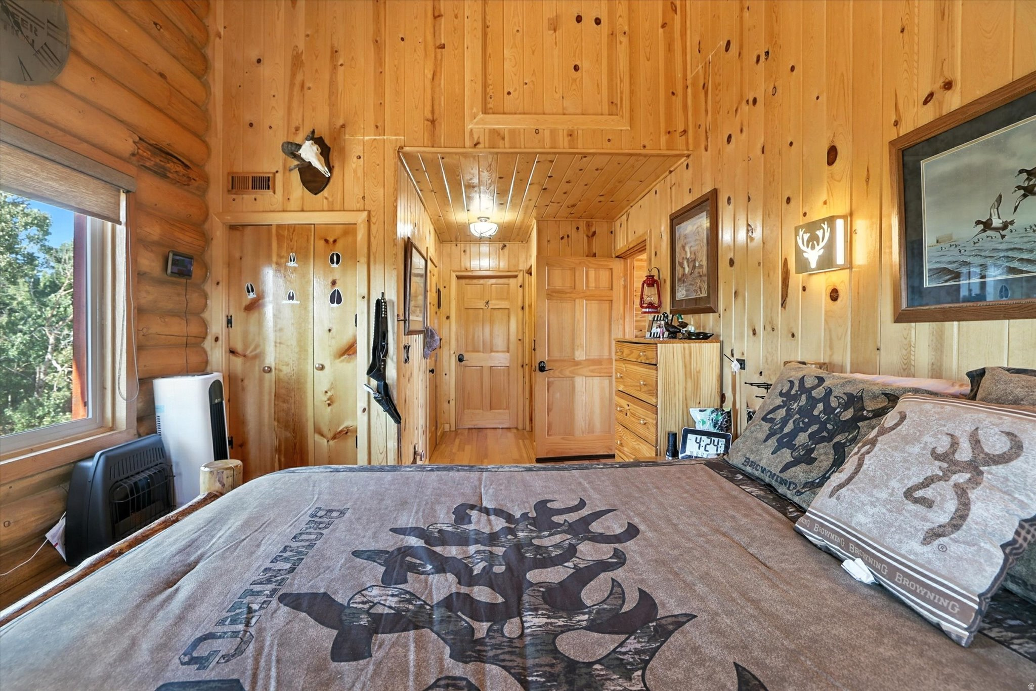 THE HIDEOUT AT SCARE CANYON - Residential