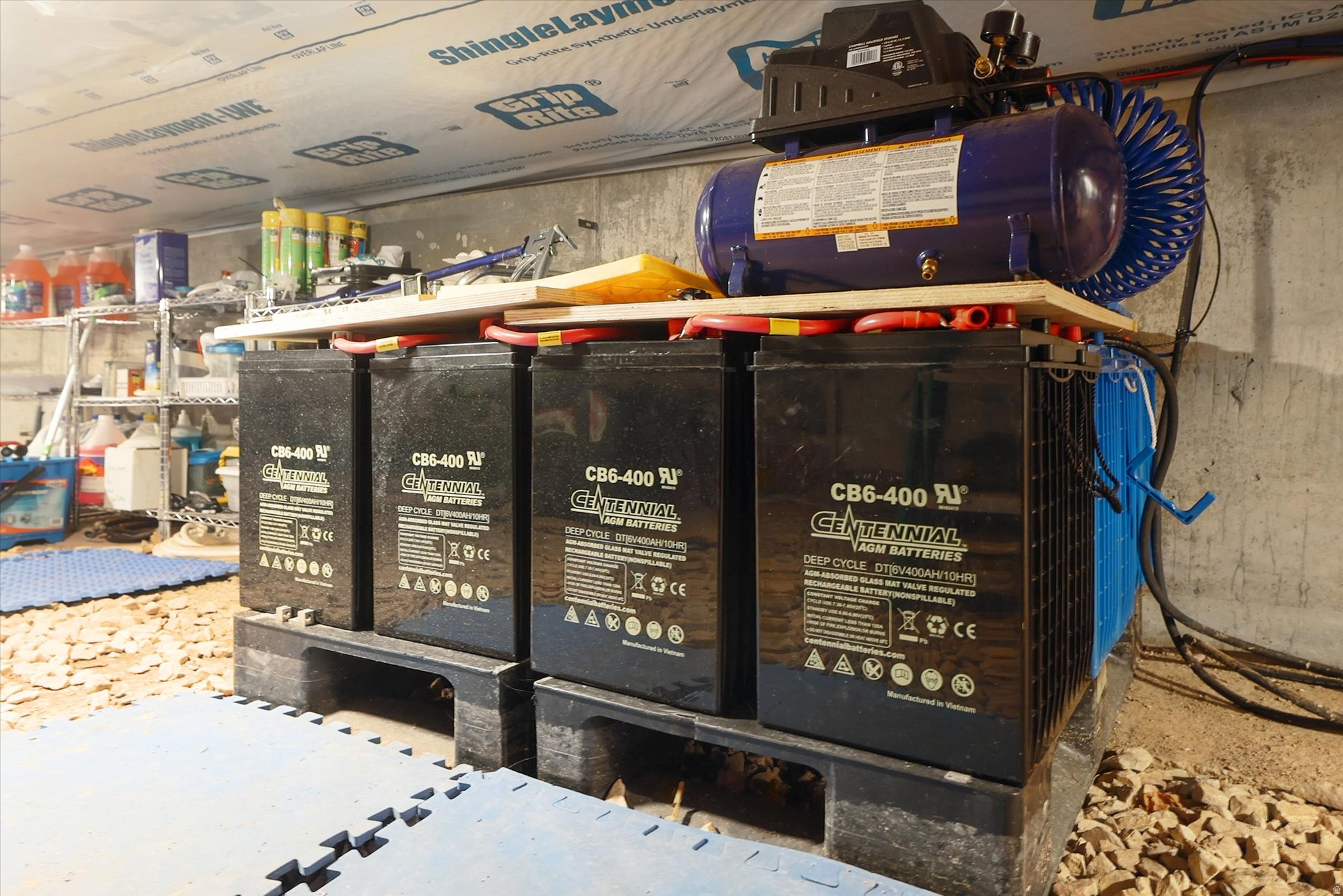 THE HIDEOUT AT SCARE CANYON - Residential