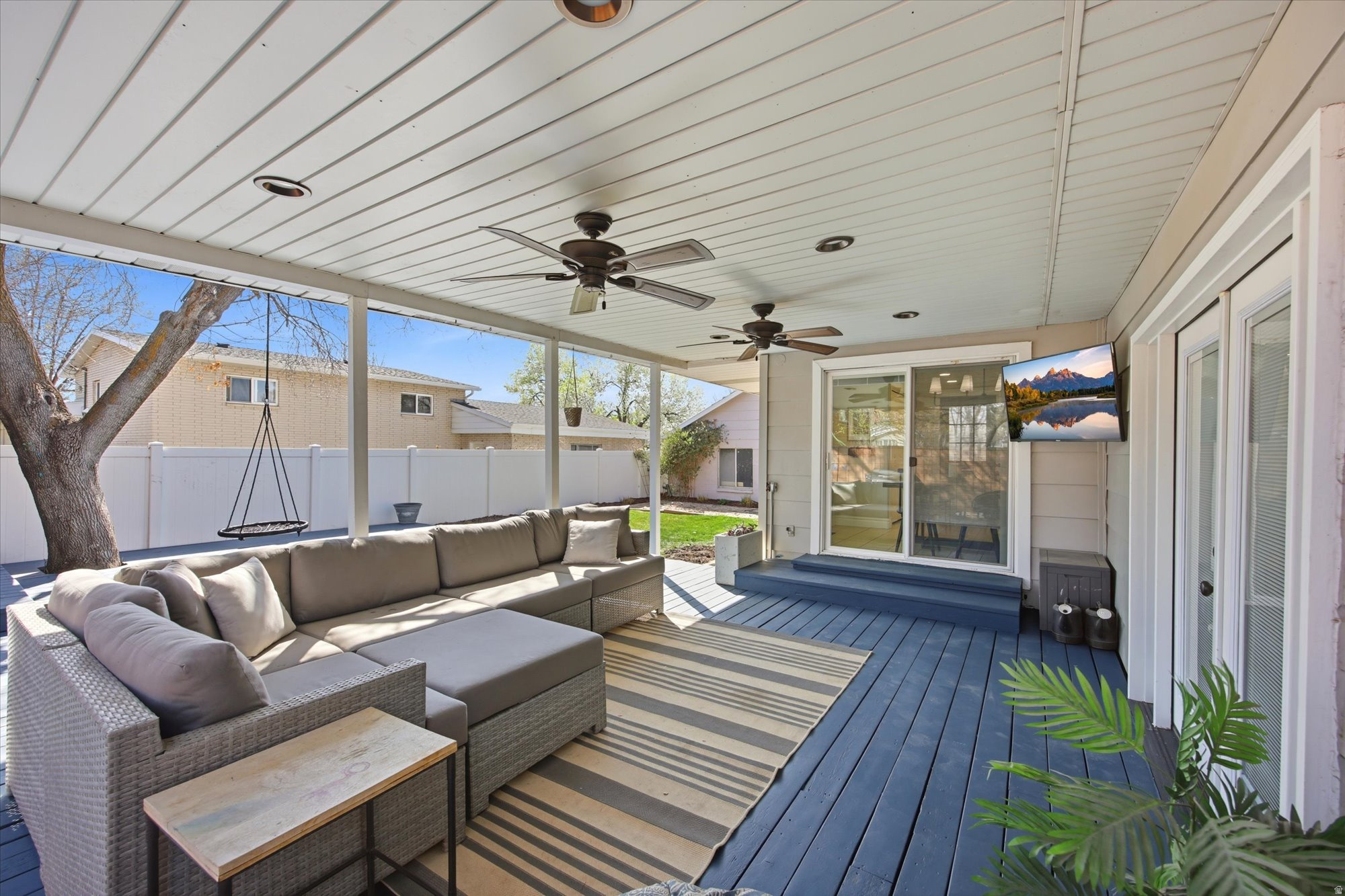 FULLER GARDENS - Residential