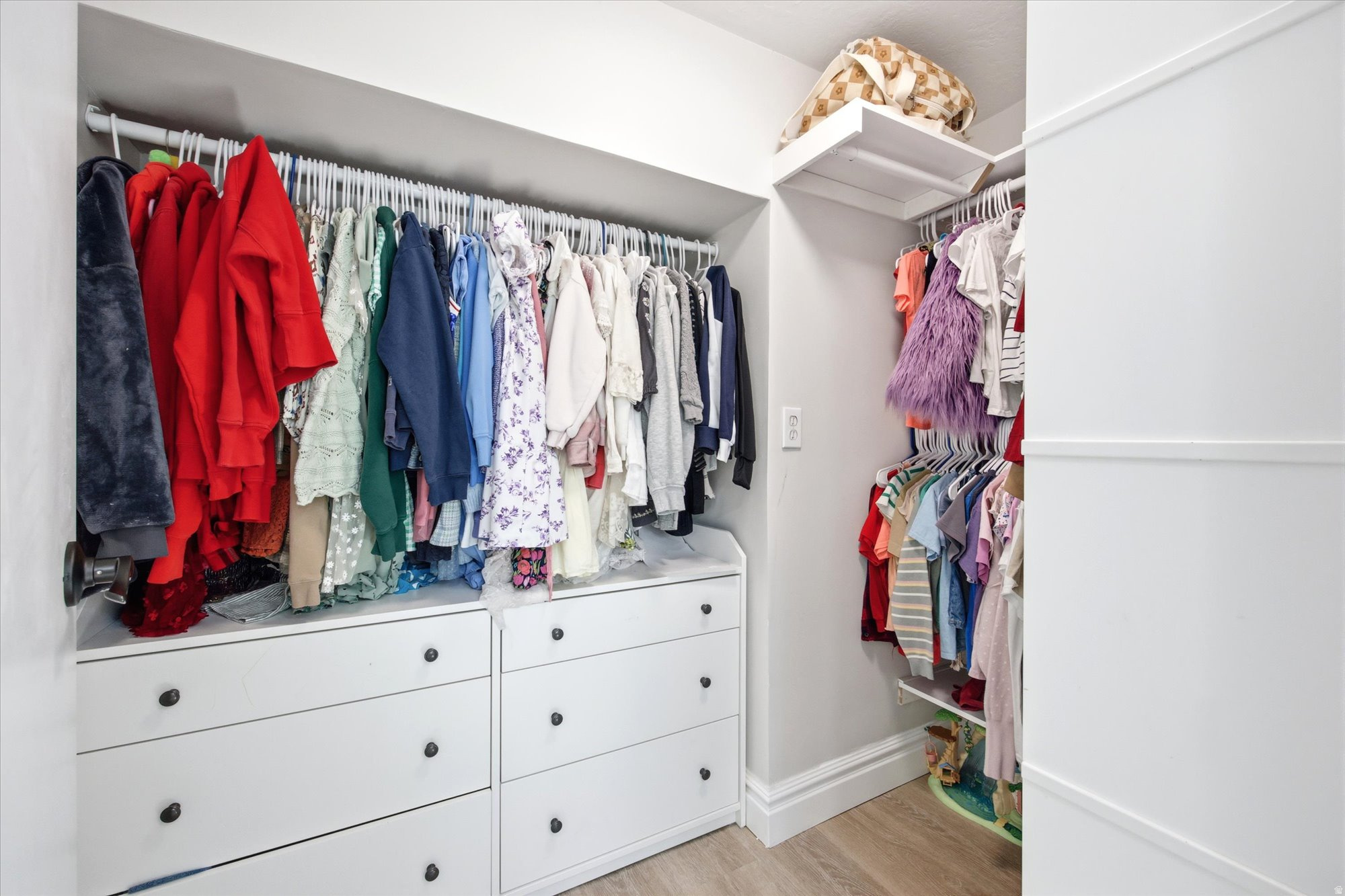 FULLER GARDENS - Residential