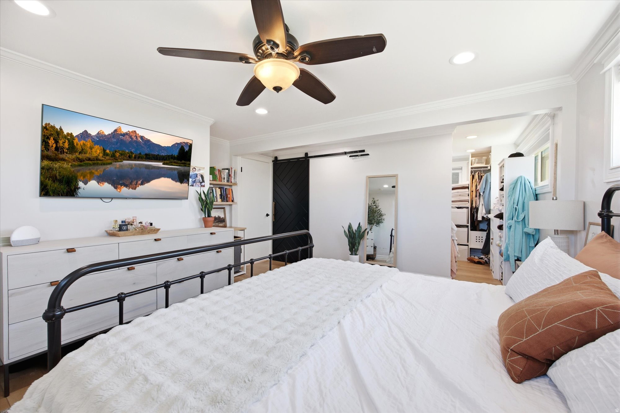 FULLER GARDENS - Residential