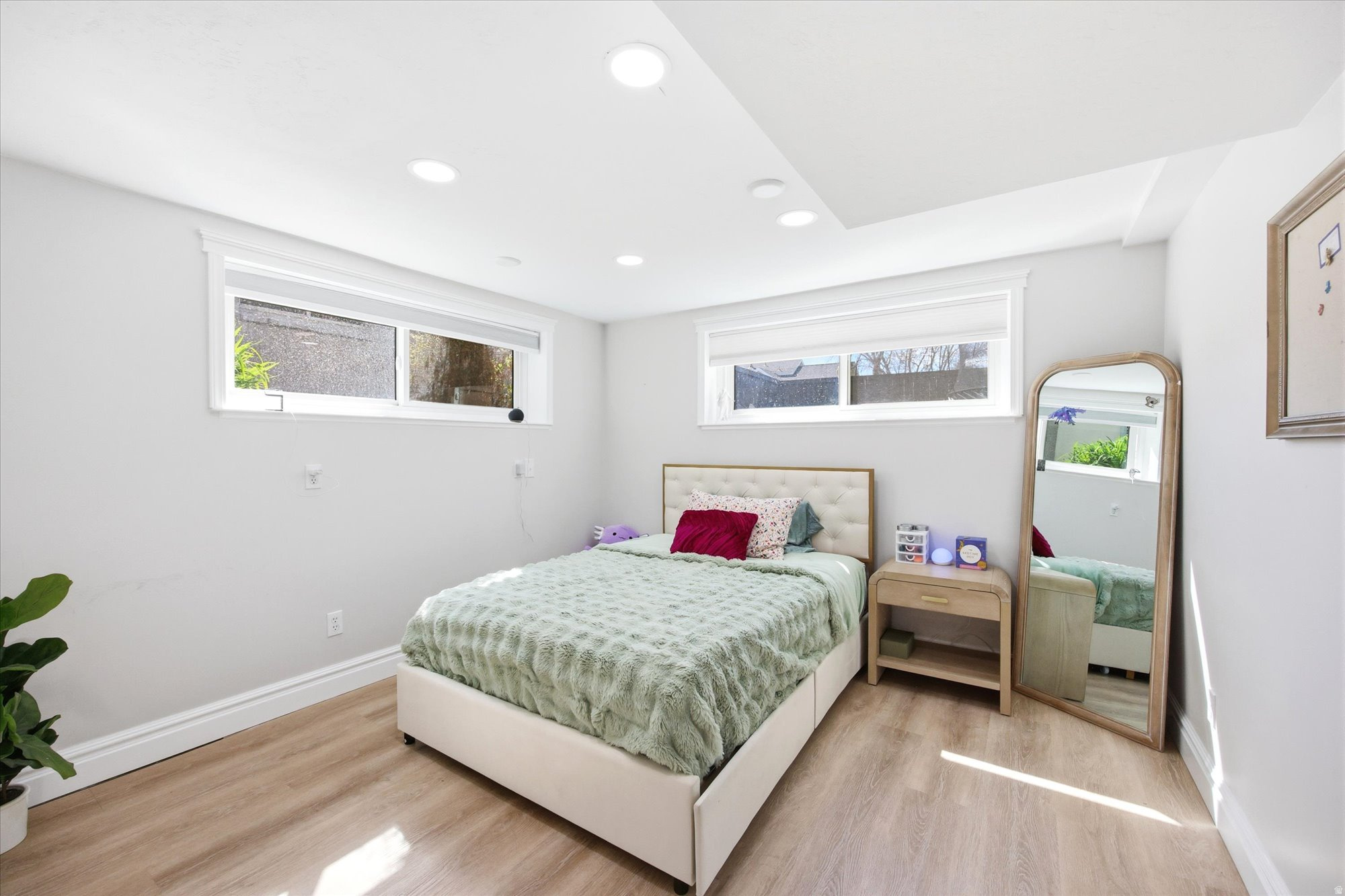 FULLER GARDENS - Residential