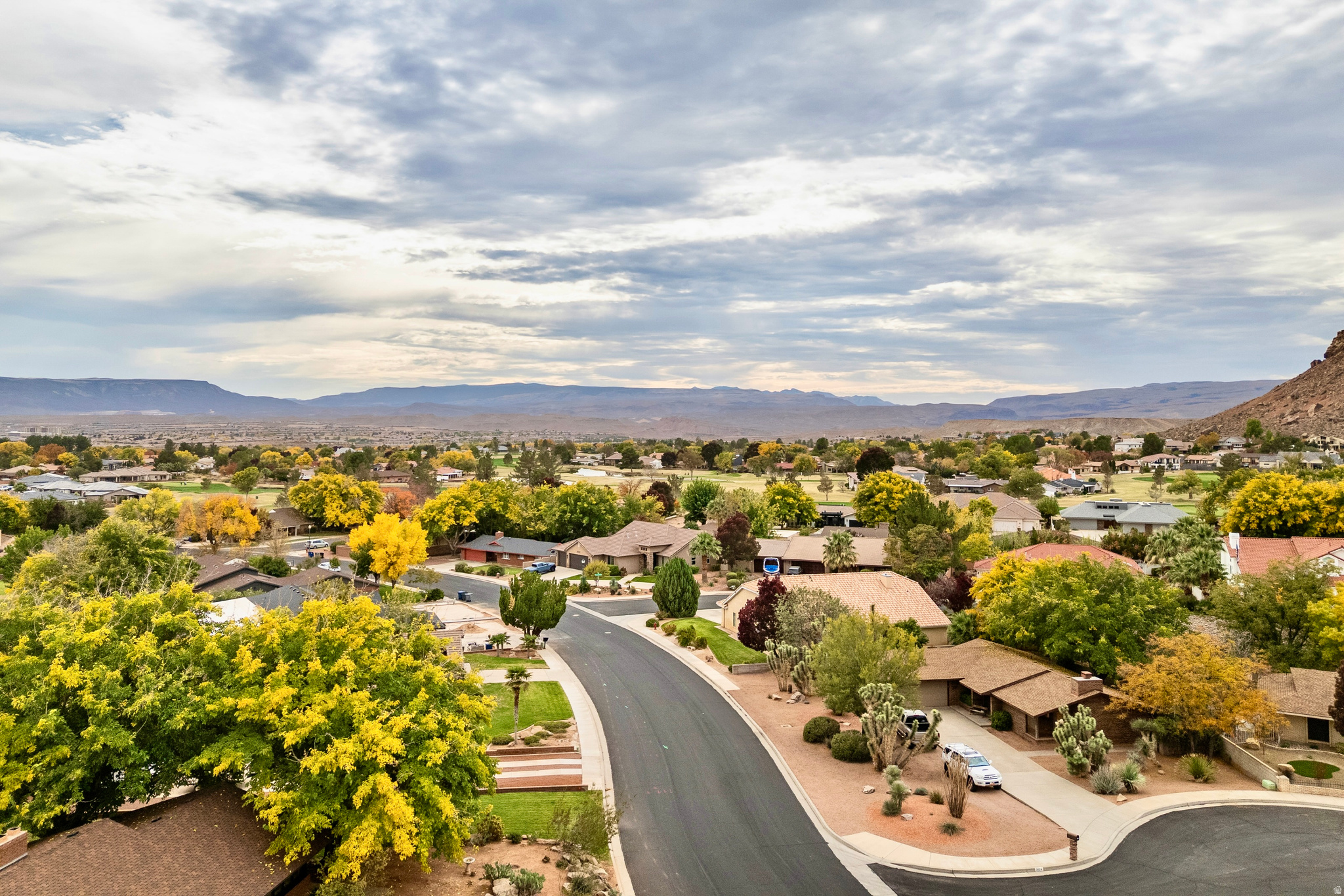 BLOOMINGTON COUNTRY CLUB 1 AMD & EXT - Residential