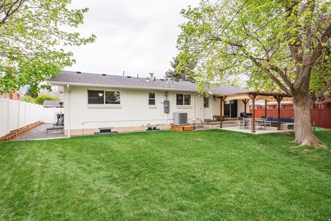 Tiny photo for 1971 E TERRA LINDA DR, Holladay, UT 84124 (MLS # 2152169)