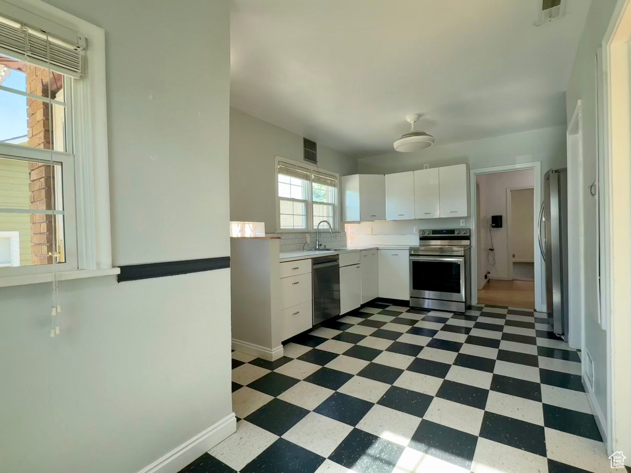 169 N State St, Roosevelt, Utah image 13
