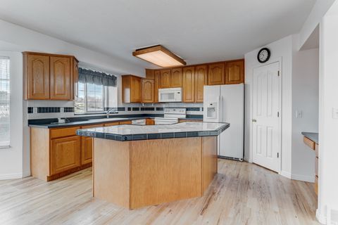 Tiny photo for 888 W ROCKHILL POINT CV, Taylorsville, UT 84123 (MLS # 2126411)