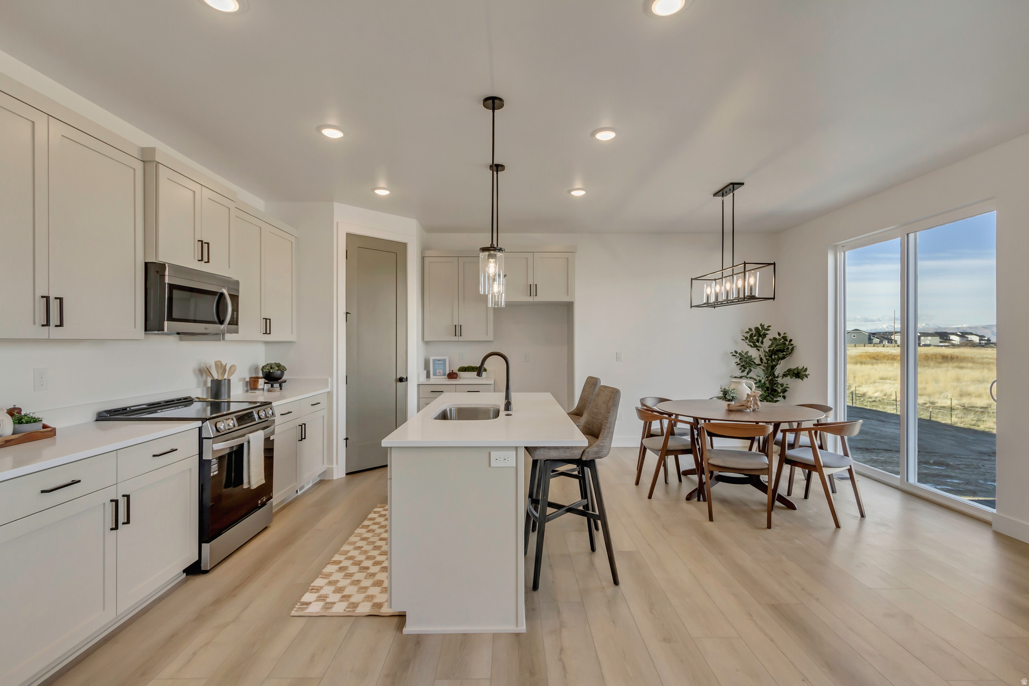 ARROWHEAD RANCH - Residential