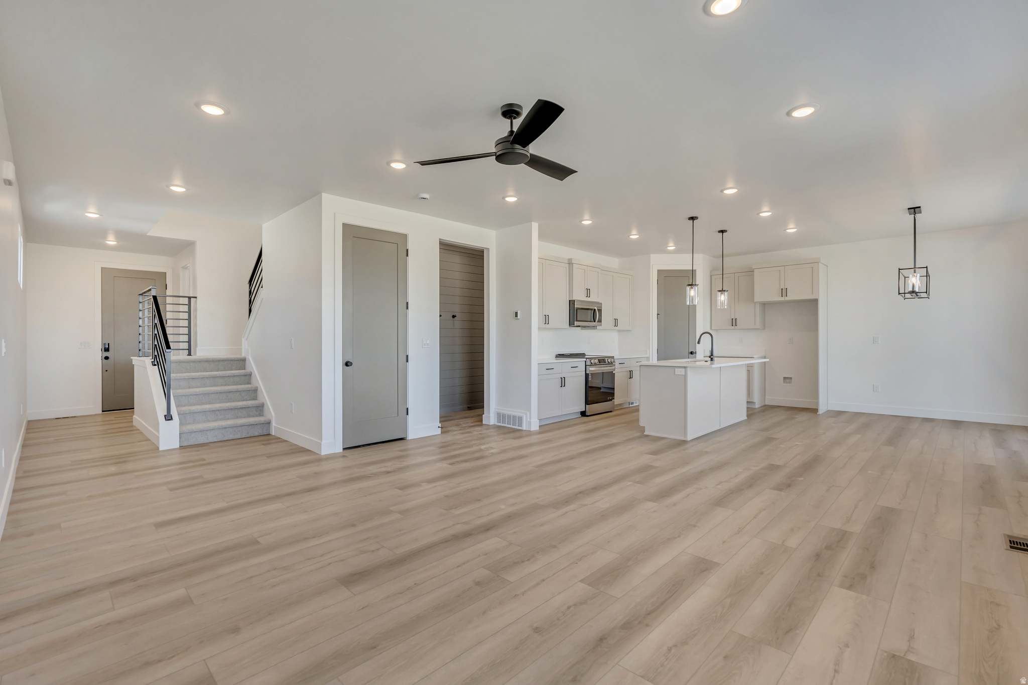 ARROWHEAD RANCH - Residential