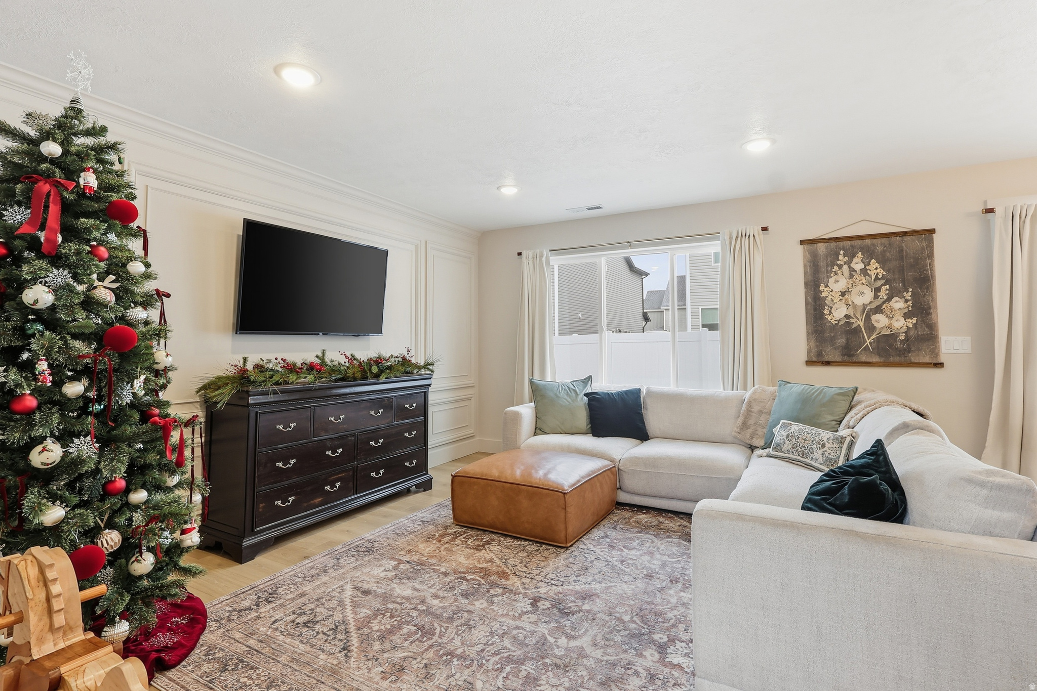 MEADOWBROOK - Residential