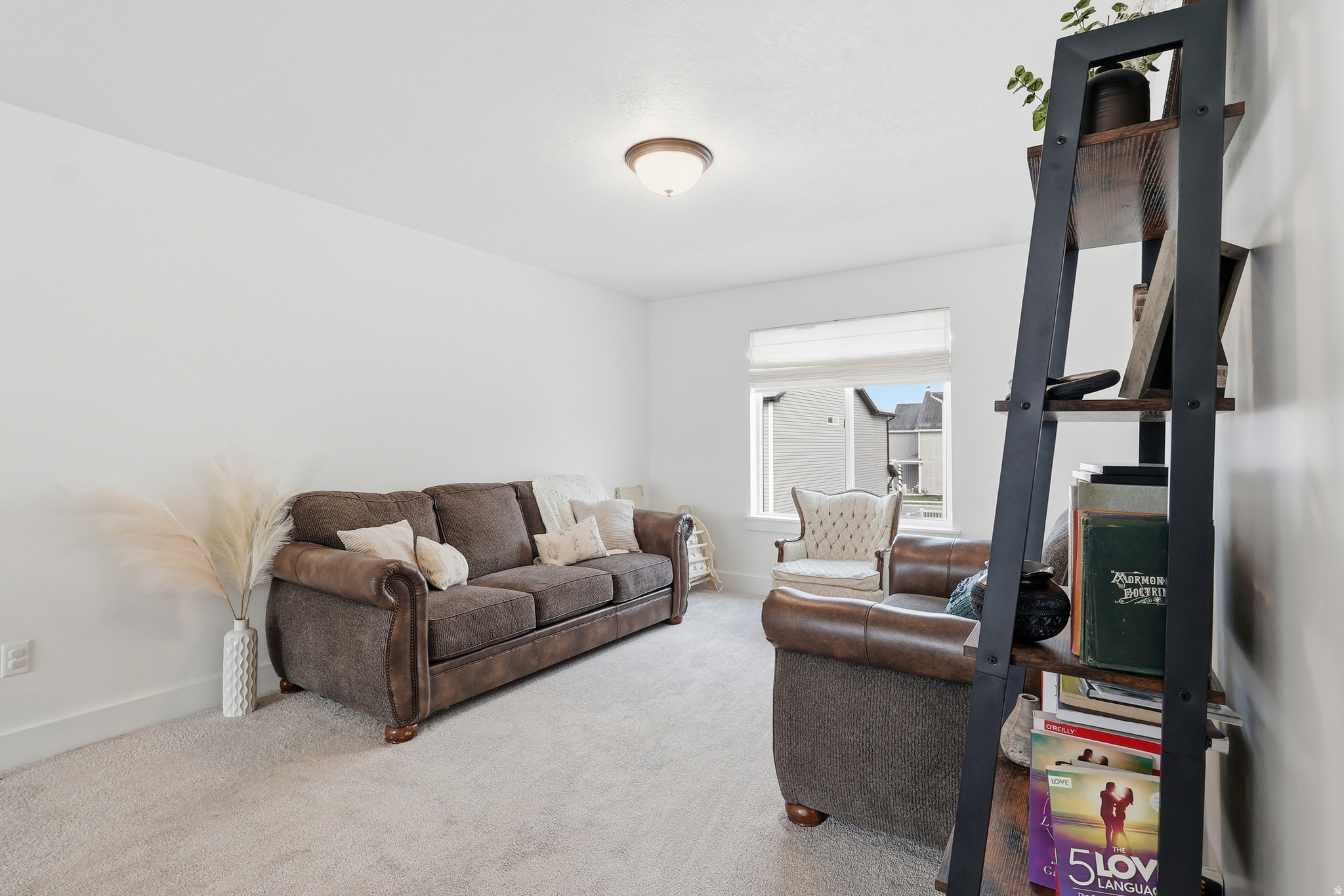 MEADOWBROOK - Residential