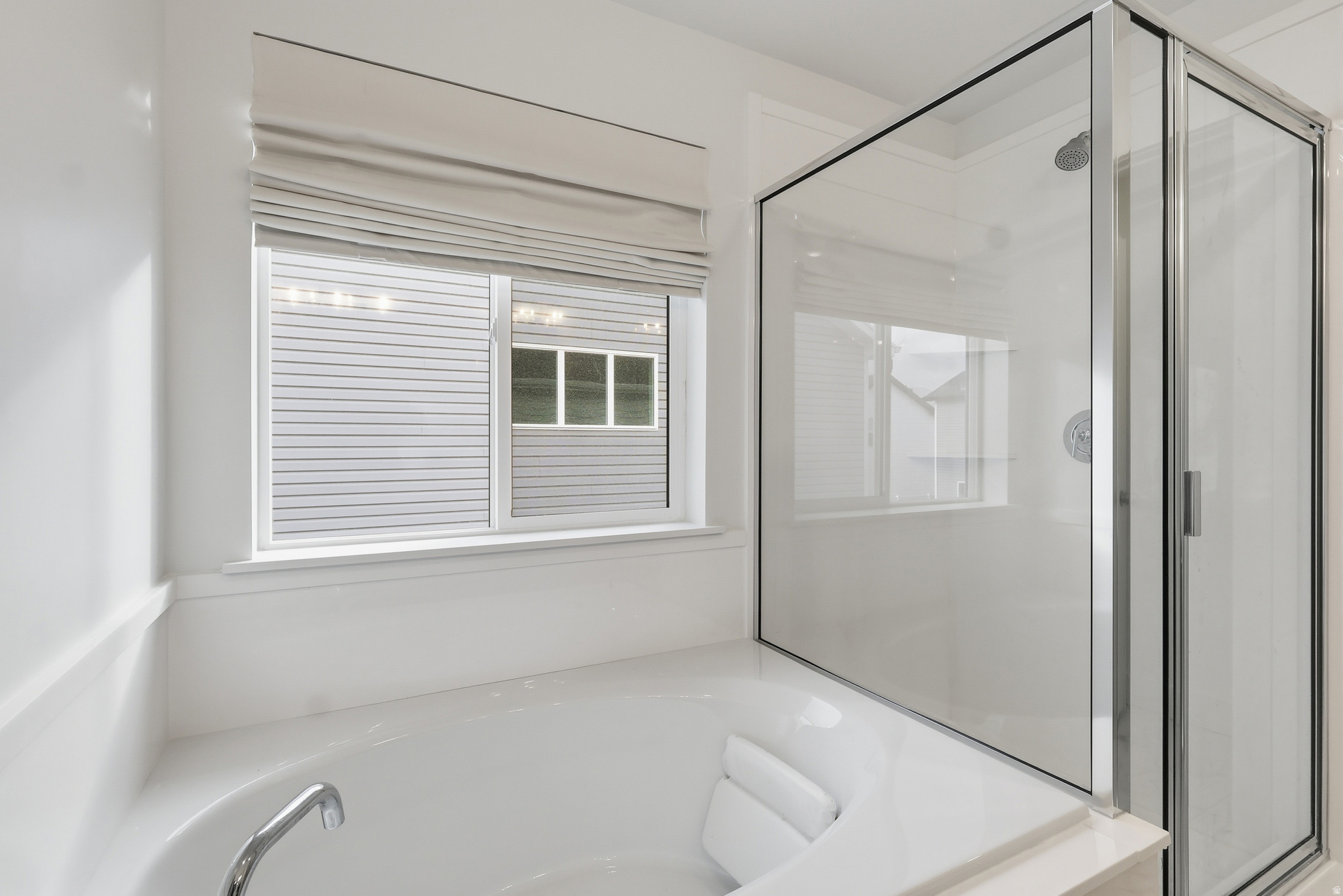 MEADOWBROOK - Residential