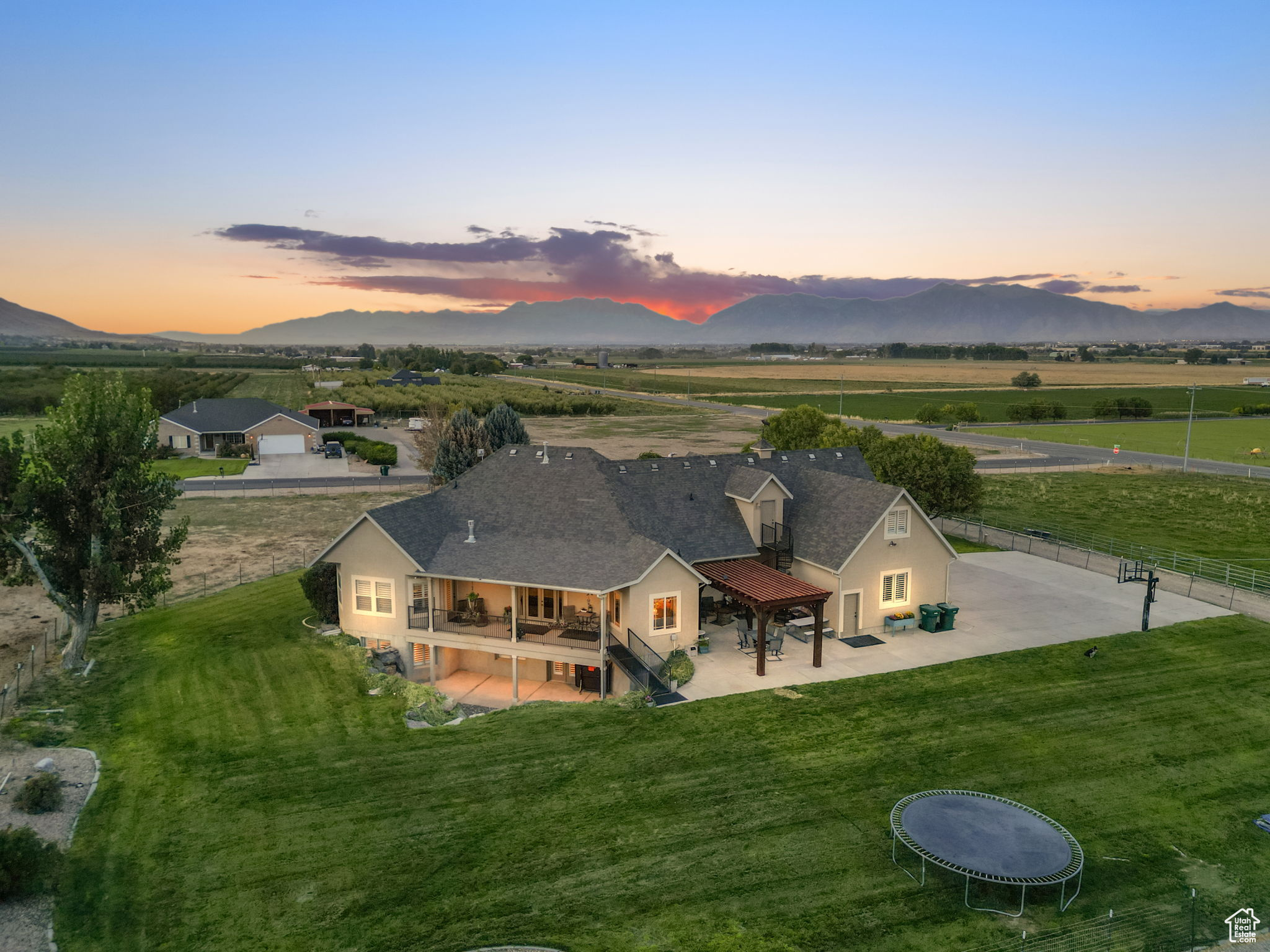 WEST MOUNTAIN ESTATES AMD - Residential