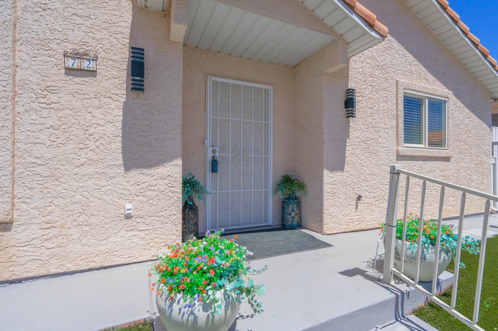 Photo of 504 E TELEGRAPH ST #72, Washington, UT 84780 (MLS # 2177917)