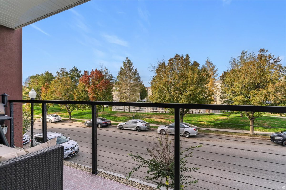 THE UNION TOWNHOMES - Residential