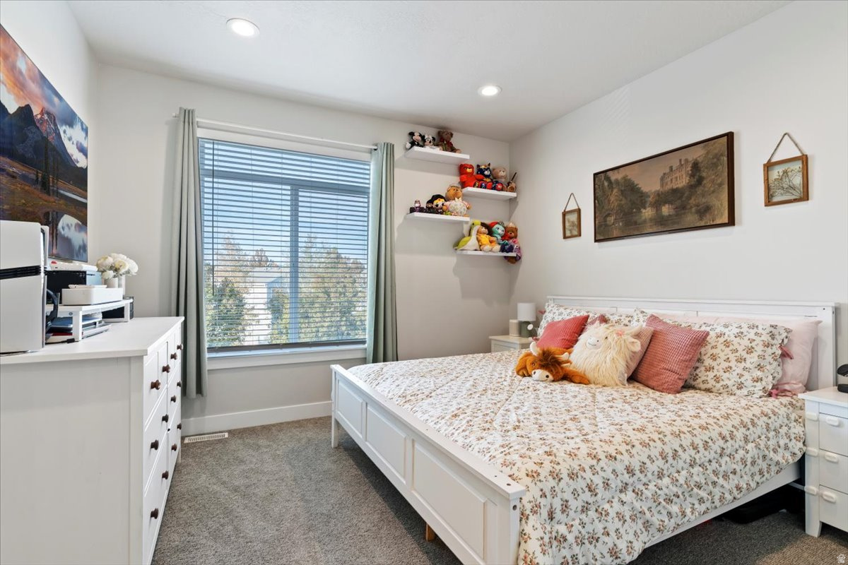 THE UNION TOWNHOMES - Residential