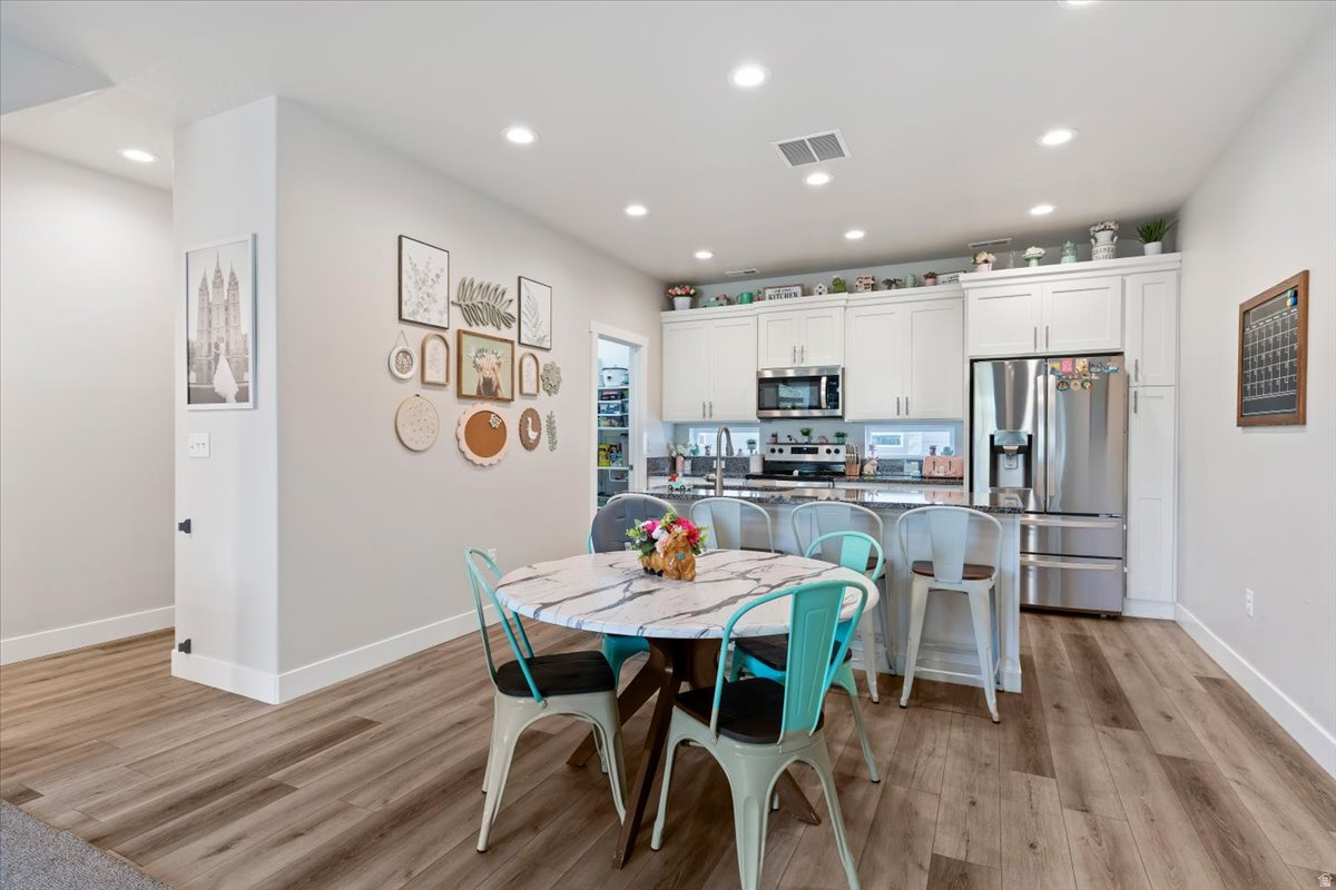 THE UNION TOWNHOMES - Residential