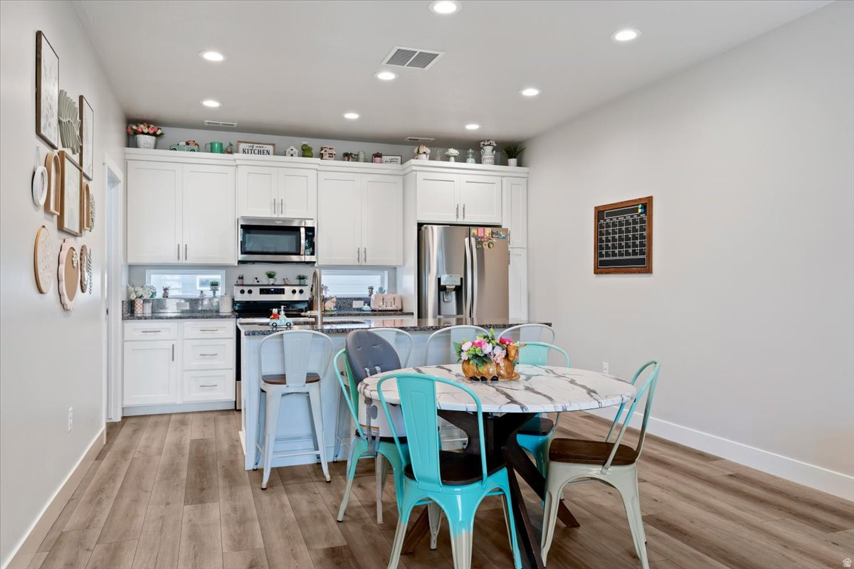 THE UNION TOWNHOMES - Residential