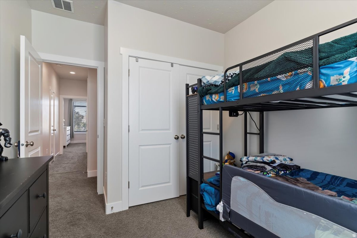 THE UNION TOWNHOMES - Residential