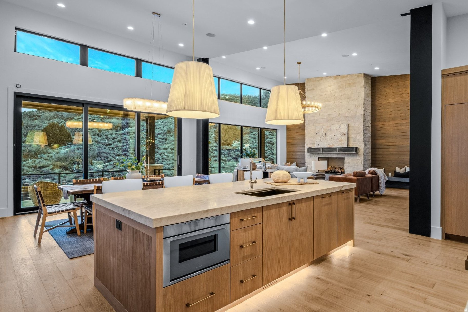 RED LEDGES - Residential