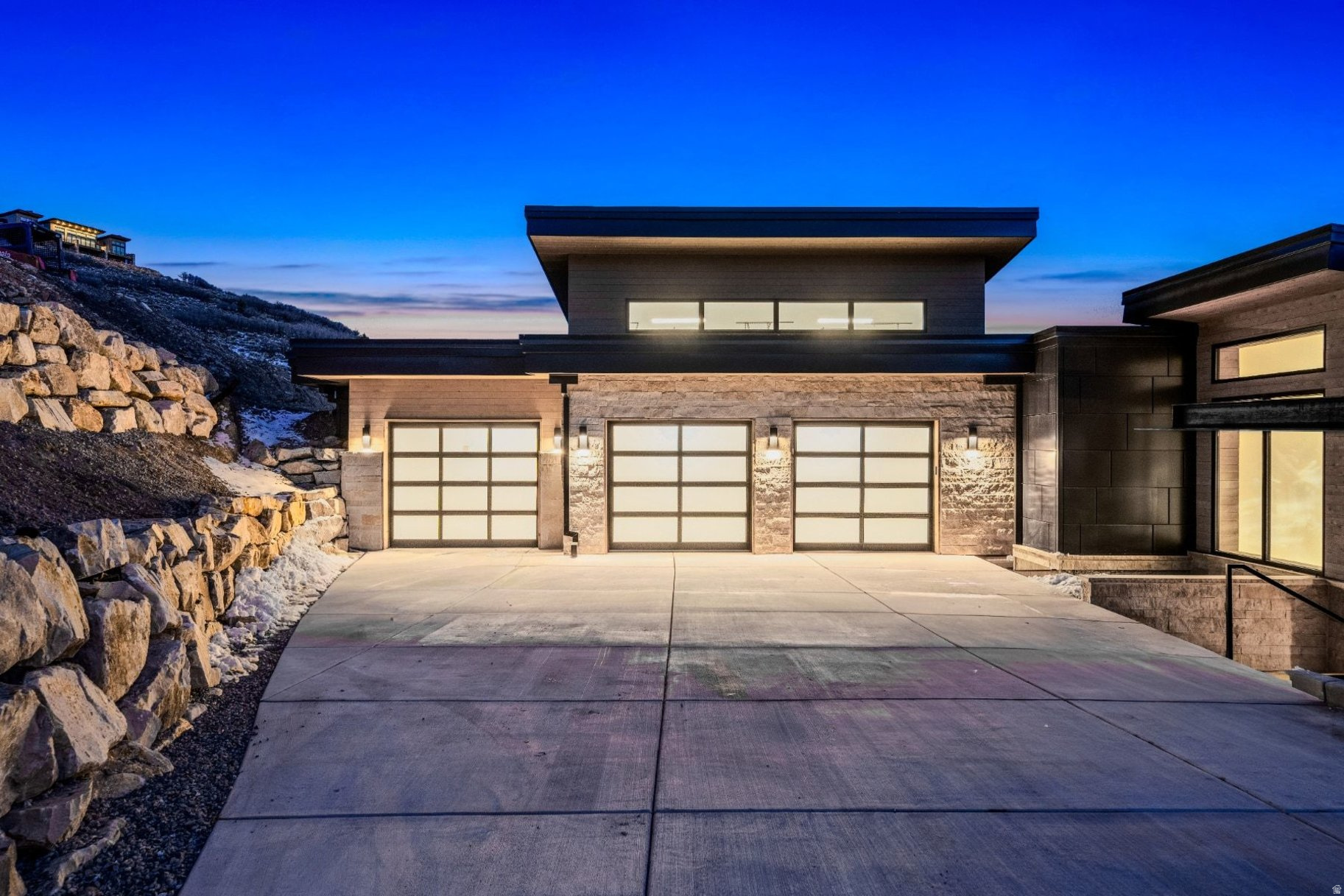 RED LEDGES - Residential