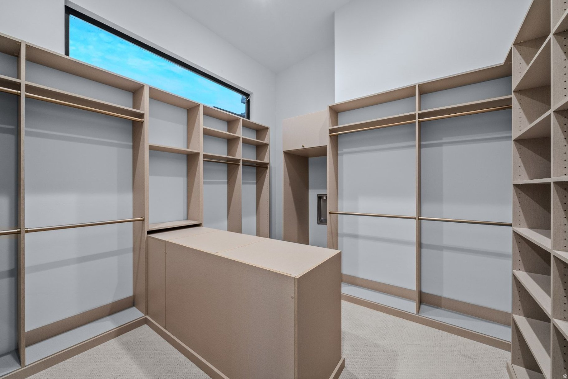 RED LEDGES - Residential