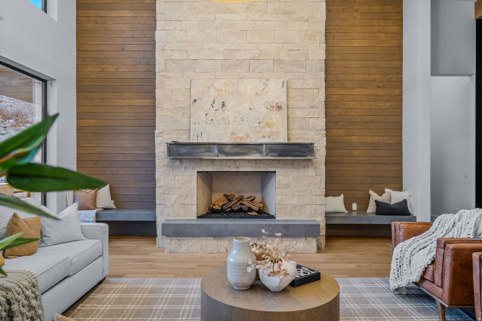 RED LEDGES - Residential