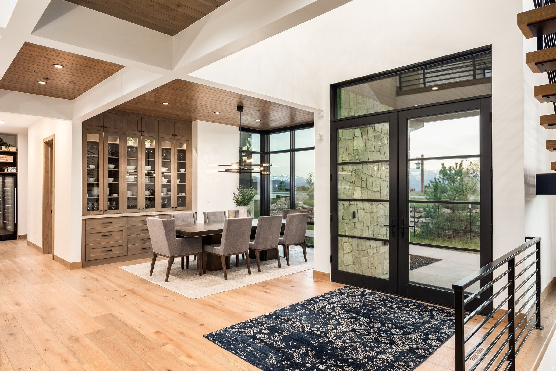 RED LEDGES - Residential