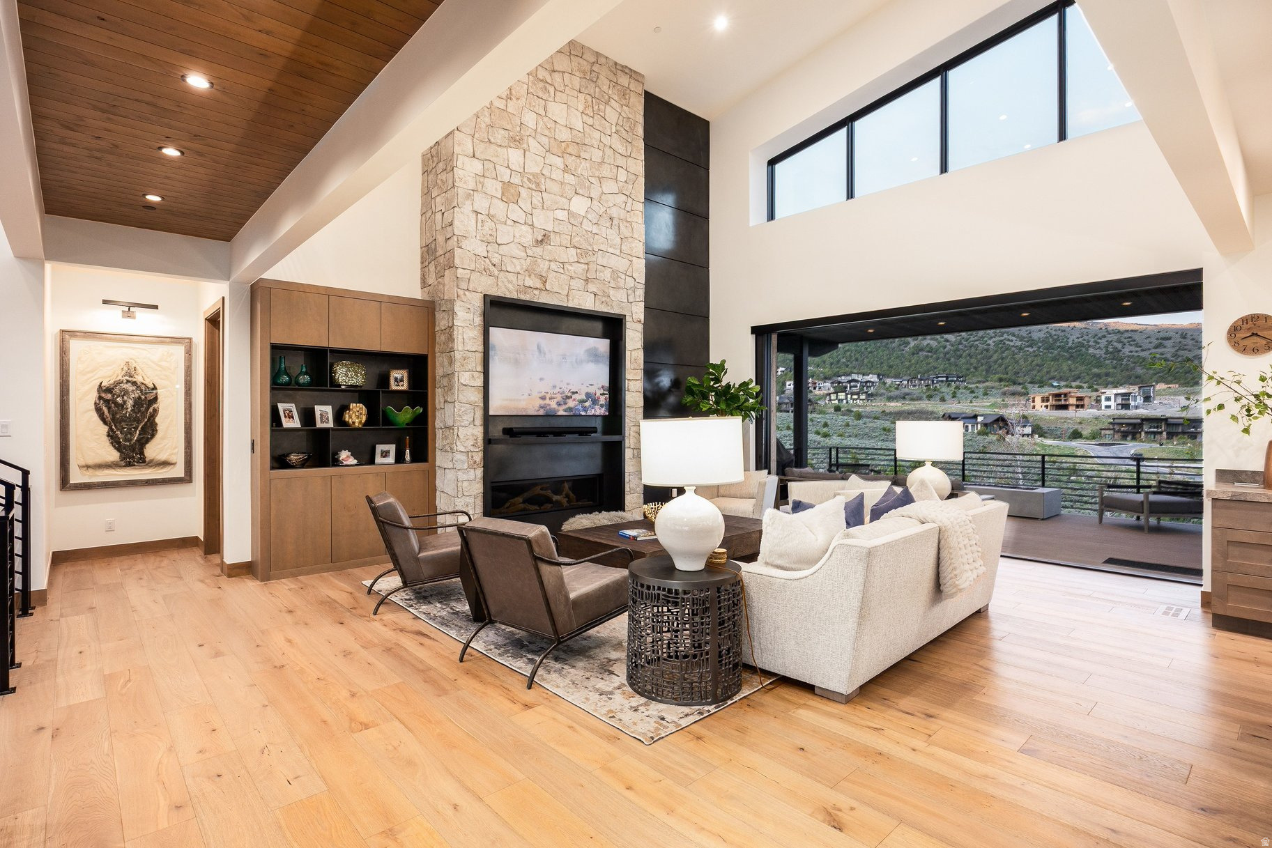 RED LEDGES - Residential